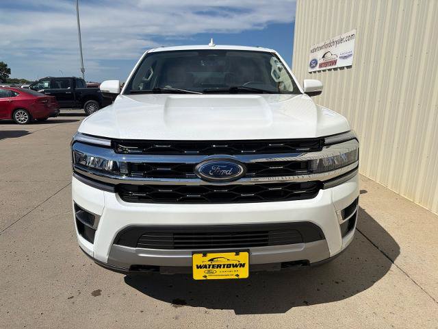 Certified 2024 Ford Expedition Limited AWD/4WD image 3