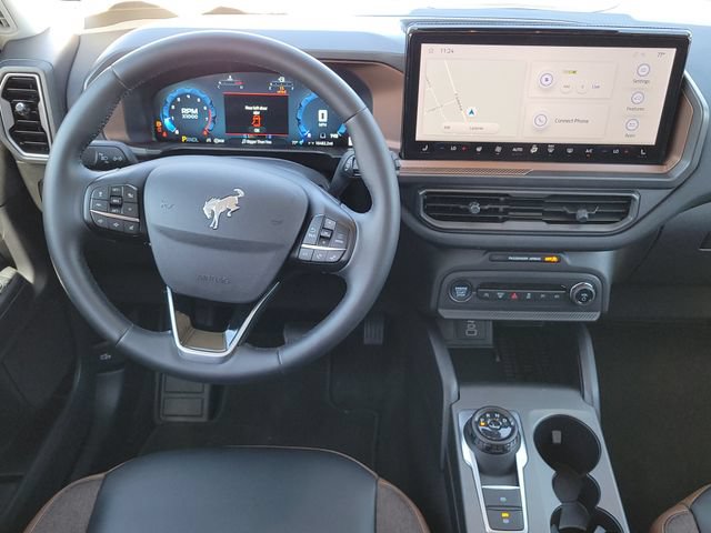 Certified 2025 Ford Bronco Sport Outer Banks w/ Outer Banks Tech Package+ AWD/4WD image 9