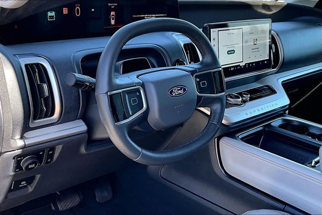 Certified 2025 Ford Expedition Active AWD/4WD image 14