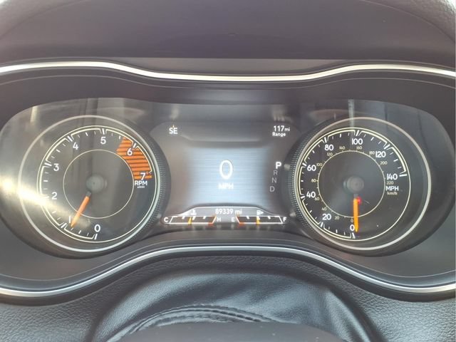 Used 2019 Jeep Cherokee Limited AWD/4WD image 19