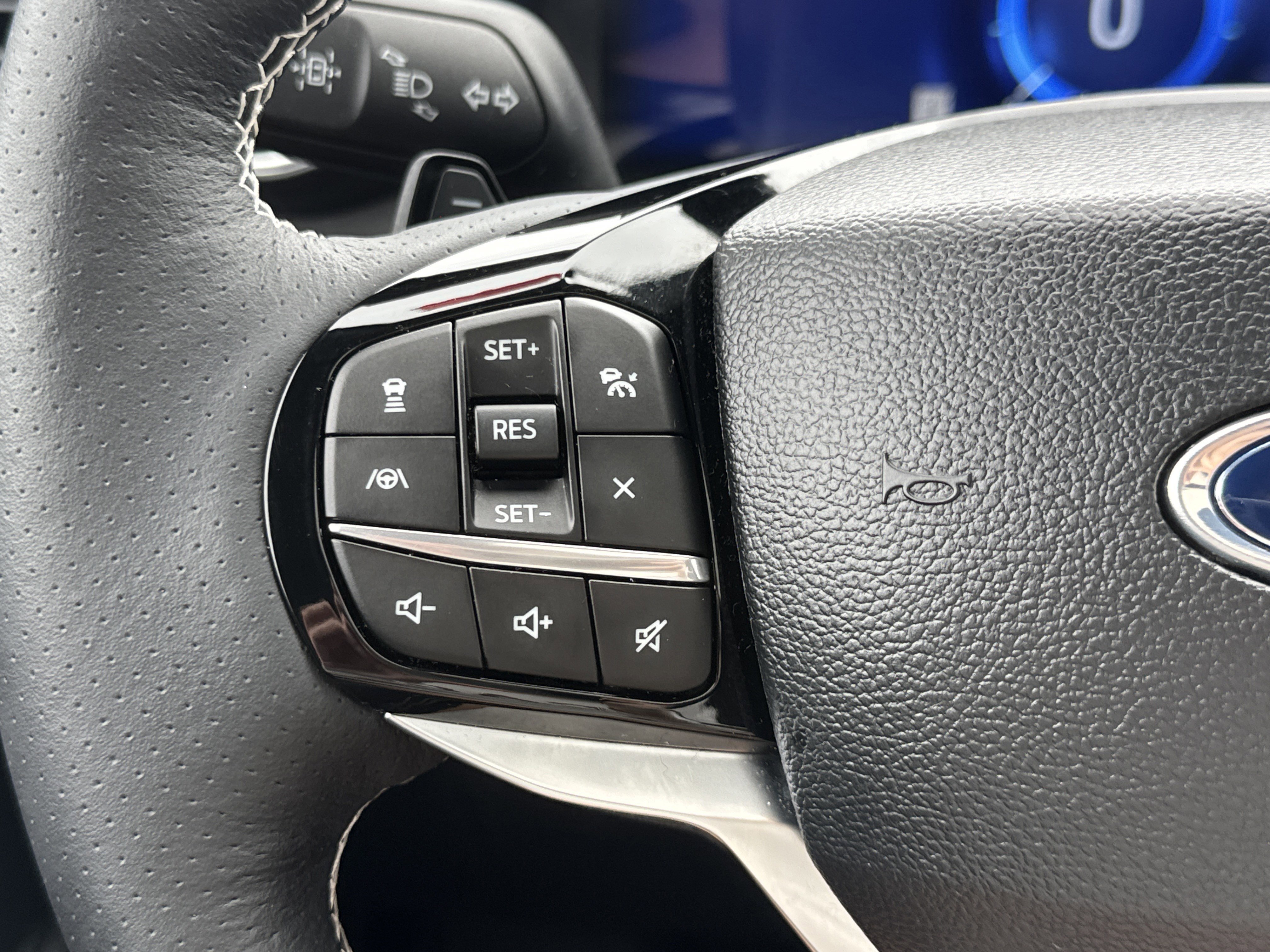 Certified 2024 Ford Explorer ST w/ Equipment Group 401A image 16