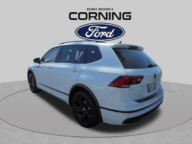 Used 2024 Volkswagen Tiguan SE R-Line AWD/4WD image 8