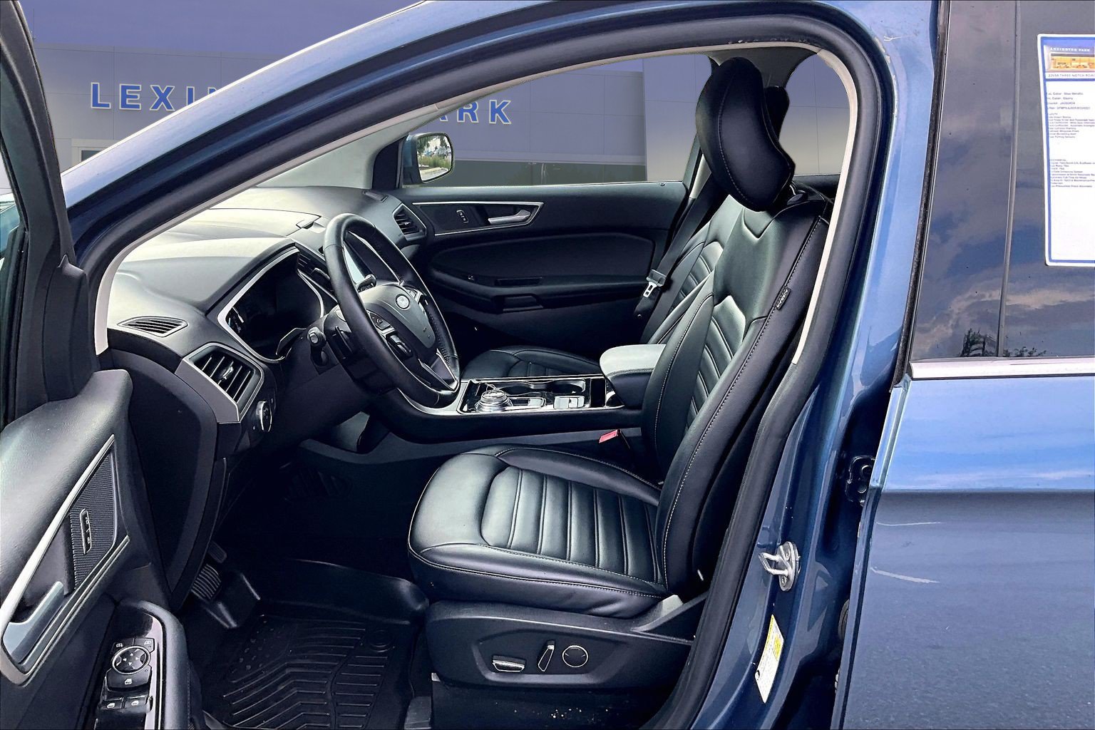 Certified 2019 Ford Edge SEL w/ Equipment Group 201A AWD/4WD image 21
