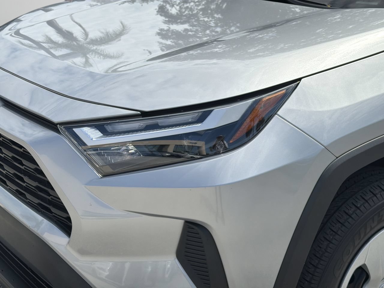Used 2024 Toyota RAV4 LE FWD image 6