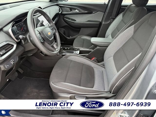 Used 2023 Chevrolet TrailBlazer LS FWD image 10