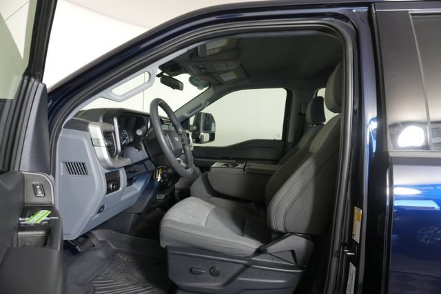 Certified 2025 Ford F250 XLT w/ Snow Plow/Camper Package AWD/4WD image 27