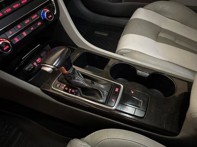 Used 2017 Kia Optima EX image 28