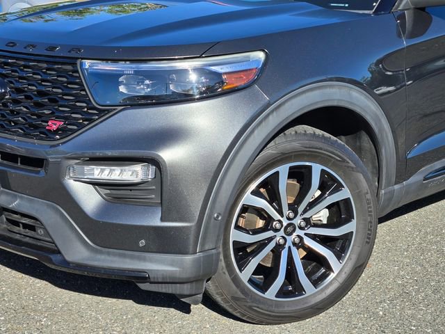 Certified 2020 Ford Explorer ST w/ Premium Technology Package AWD/4WD image 9