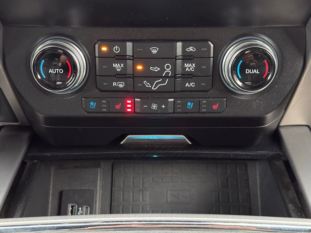 Certified 2021 Ford F450 Platinum w/ FX4 Off-Road Package image 17