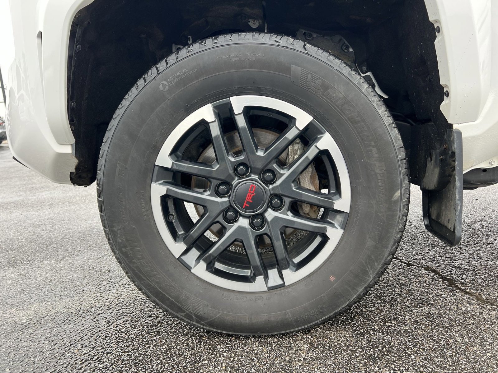 Used 2024 Toyota Tacoma TRD Sport image 12