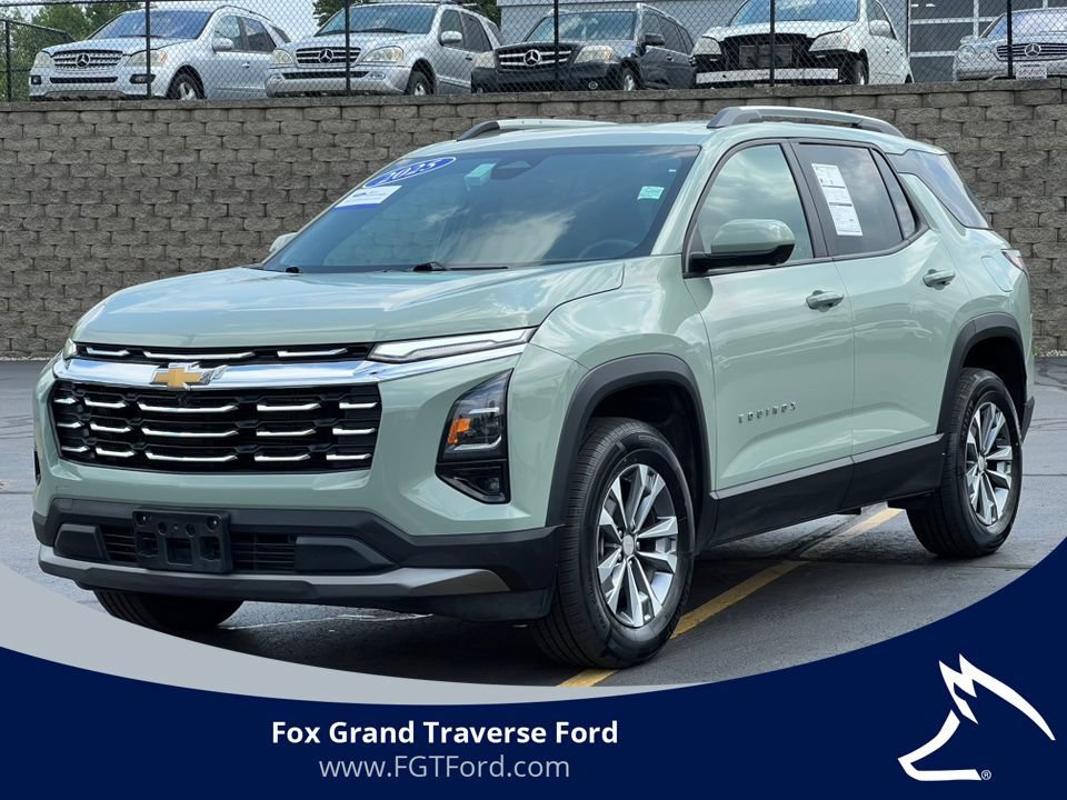 Used 2025 Chevrolet Equinox LT w/ Convenience Package II AWD/4WD image 1