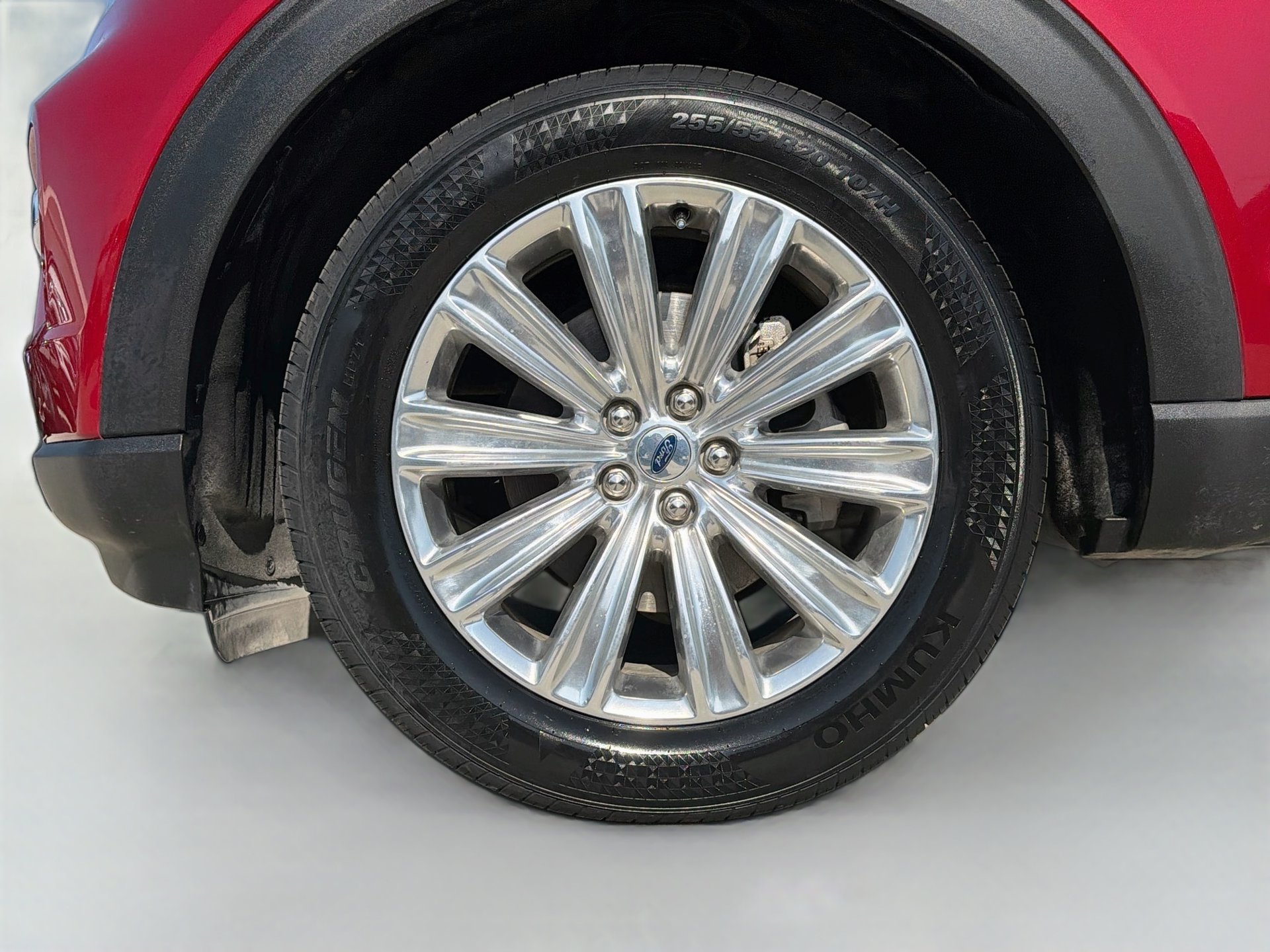 Certified 2023 Ford Explorer Limited w/ Limited Technology Package RWD image 33