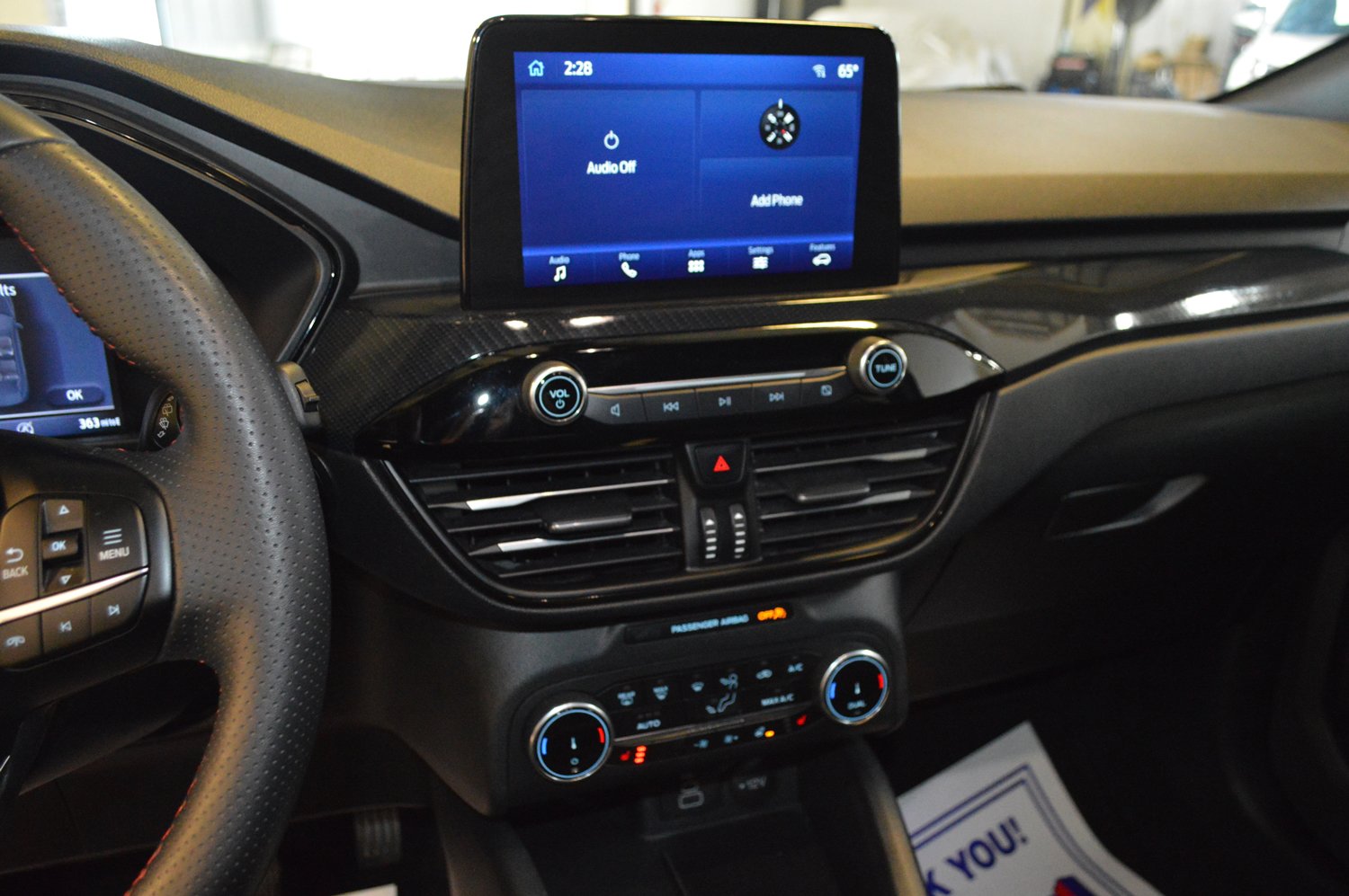 Certified 2025 Ford Escape ST-Line Select AWD/4WD image 19