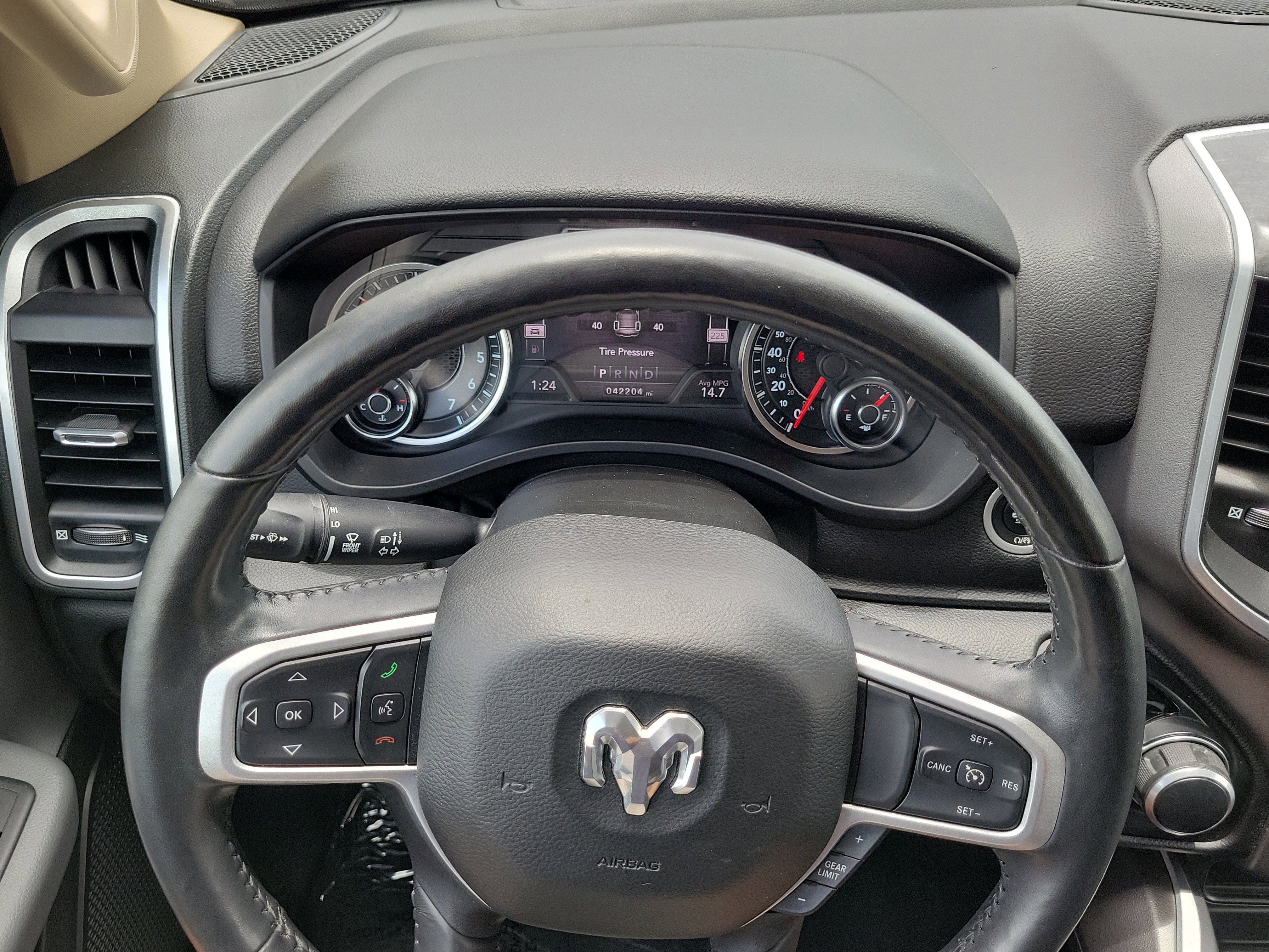 Used 2020 RAM 1500 Big Horn AWD/4WD image 22