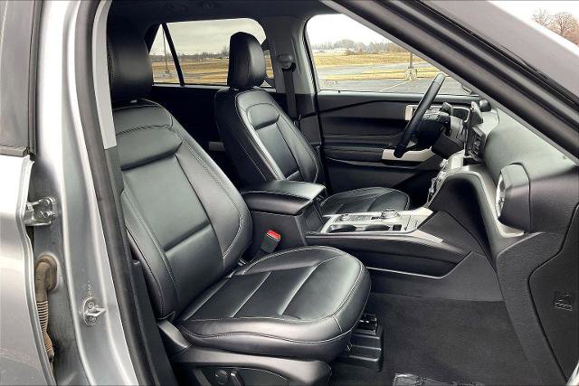 Certified 2024 Ford Explorer XLT w/ Equipment Group 202A image 8