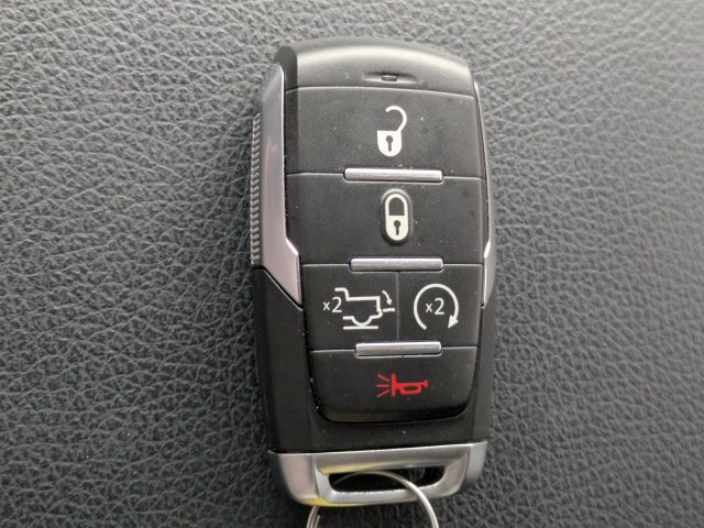Used 2022 RAM 1500 Laramie AWD/4WD image 30