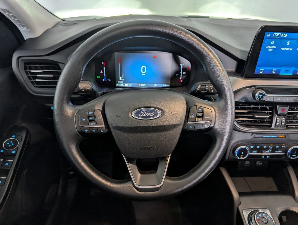 Certified 2025 Ford Escape Active FWD image 17