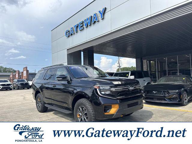Certified 2025 Ford Expedition Tremor AWD/4WD image 1