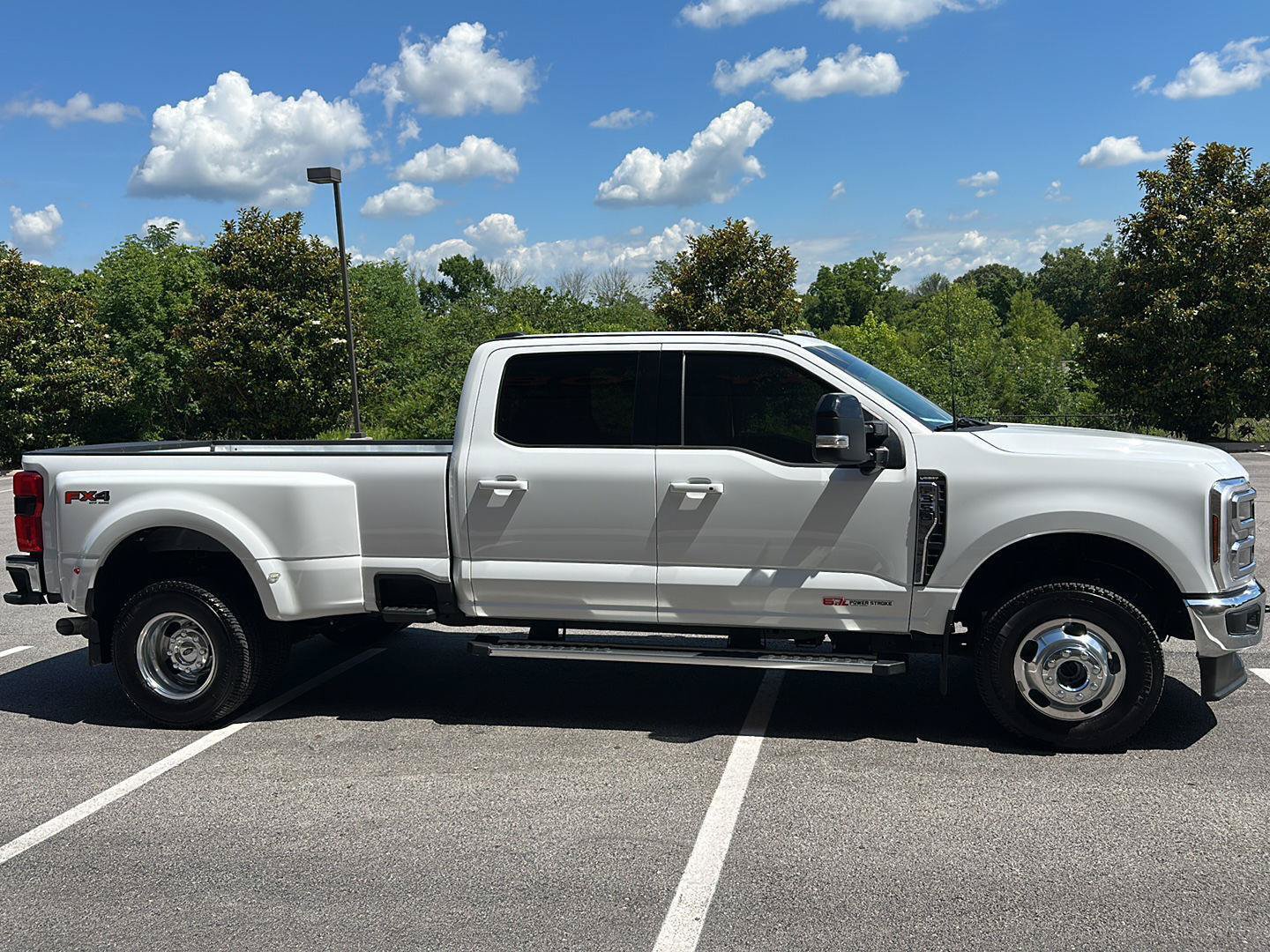 Certified 2024 Ford F350 Lariat w/ FX4 Off-Road Package AWD/4WD image 7