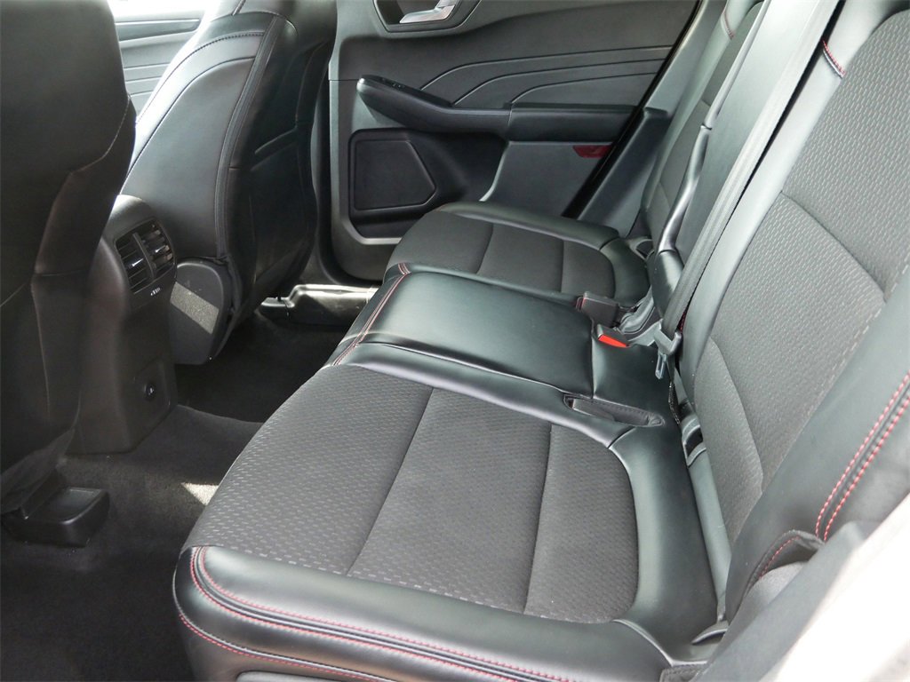 Certified 2025 Ford Escape ST-Line image 11