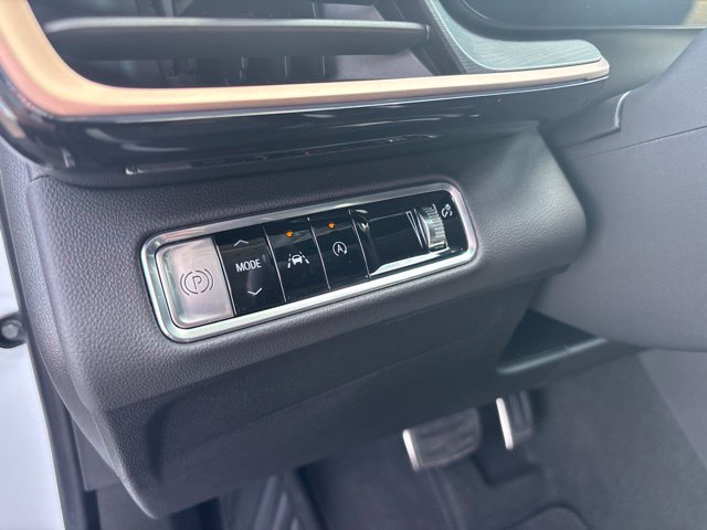 Used 2025 Buick Envision Sport Touring AWD/4WD image 16