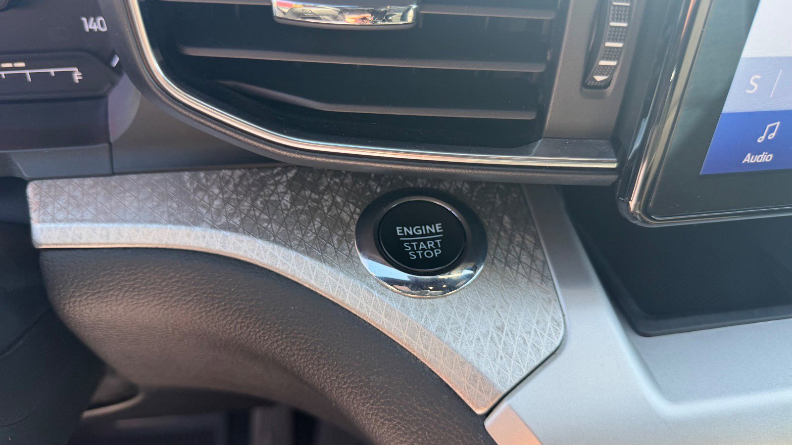 Certified 2022 Ford Explorer Timberline image 39