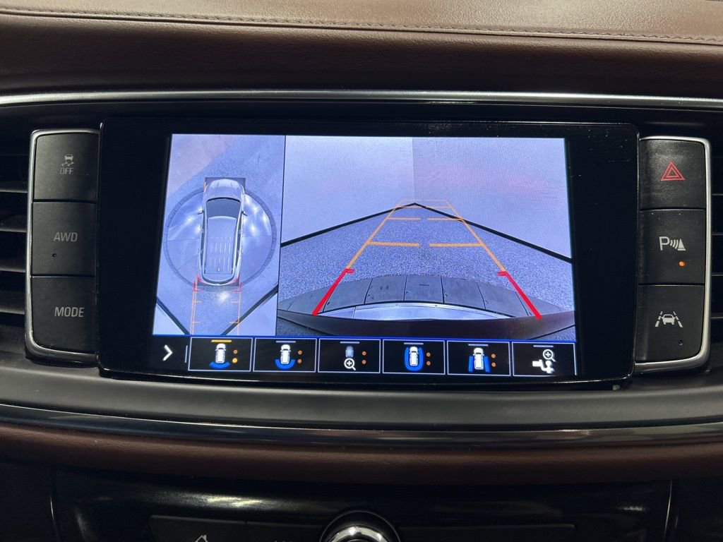 Used 2021 Buick Enclave Avenir w/ Avenir Technology Package image 23
