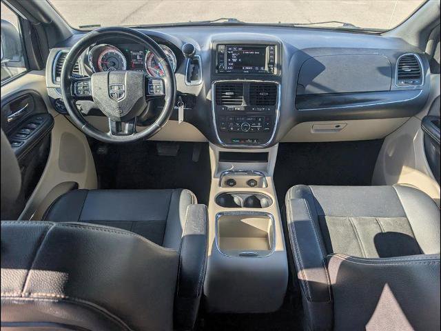 Used 2019 Dodge Grand Caravan SXT w/ Driver Convenience Group image 15