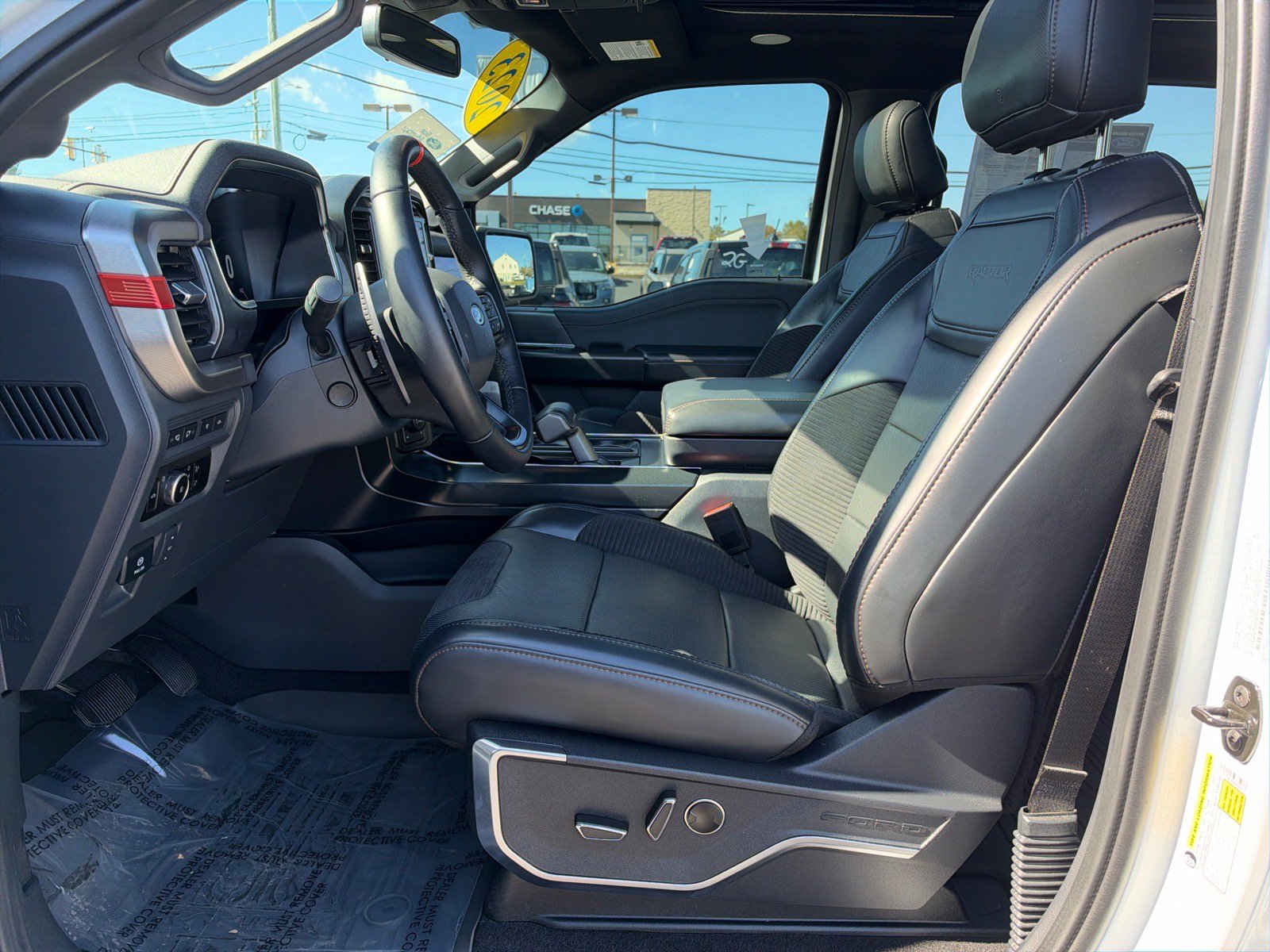 Certified 2023 Ford F150 Raptor w/ Raptor 37 Performance Package AWD/4WD image 7