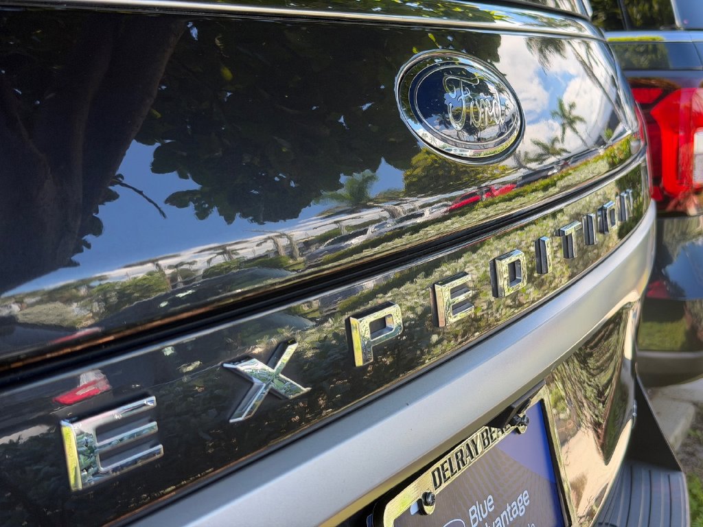 Certified 2023 Ford Expedition Max XLT RWD image 13
