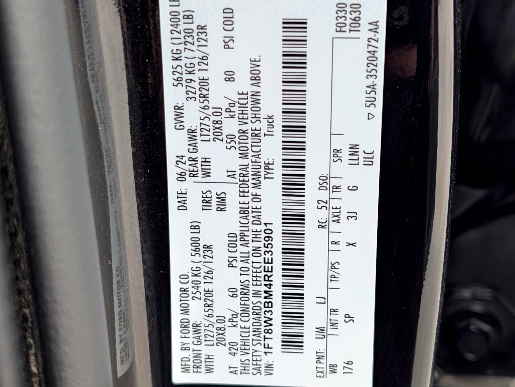 Certified 2024 Ford F350 King Ranch w/ FX4 Off-Road Package AWD/4WD image 32