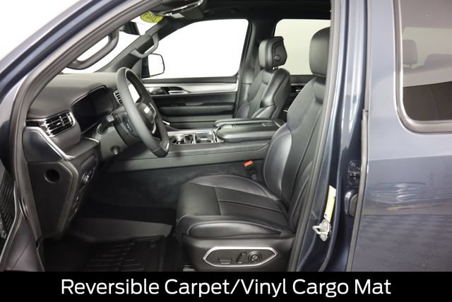 Used 2024 Jeep Wagoneer Series II AWD/4WD image 36