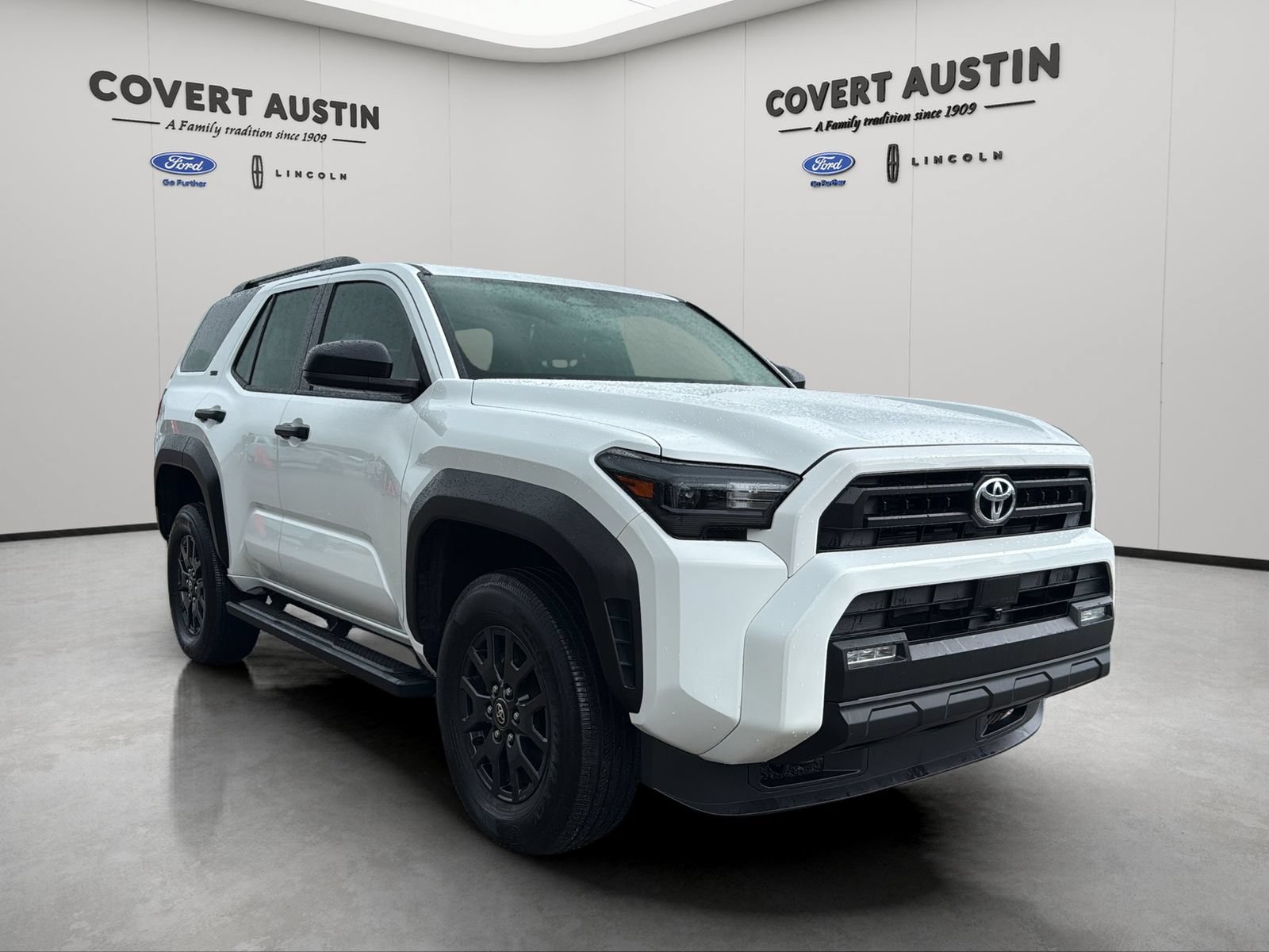Used 2025 Toyota 4Runner SR5 RWD image 8