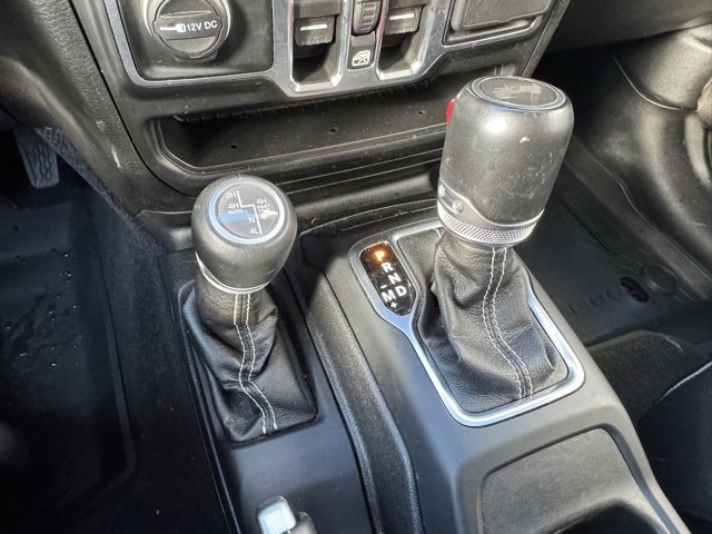 Used 2021 Jeep Wrangler Unlimited Sahara w/ Cold Weather Group image 29