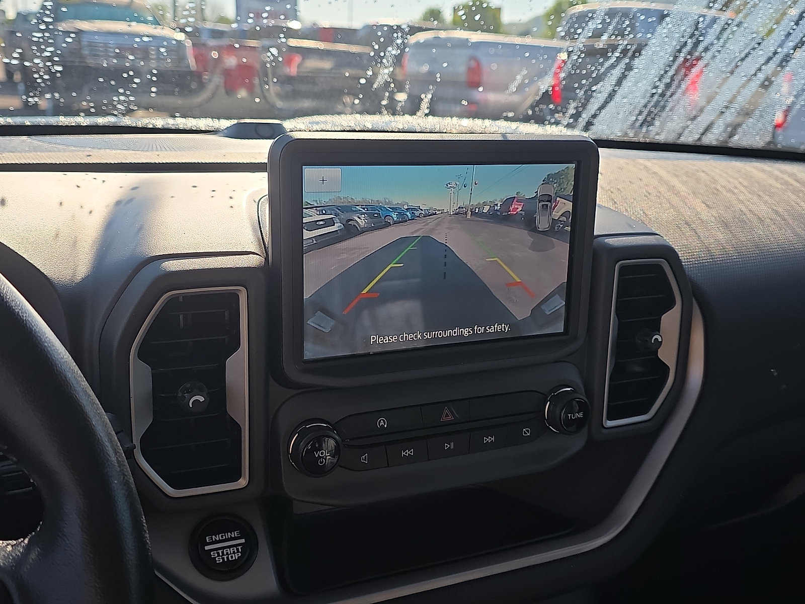 Certified 2023 Ford Bronco Sport Outer Banks w/ Tech Package AWD/4WD image 24