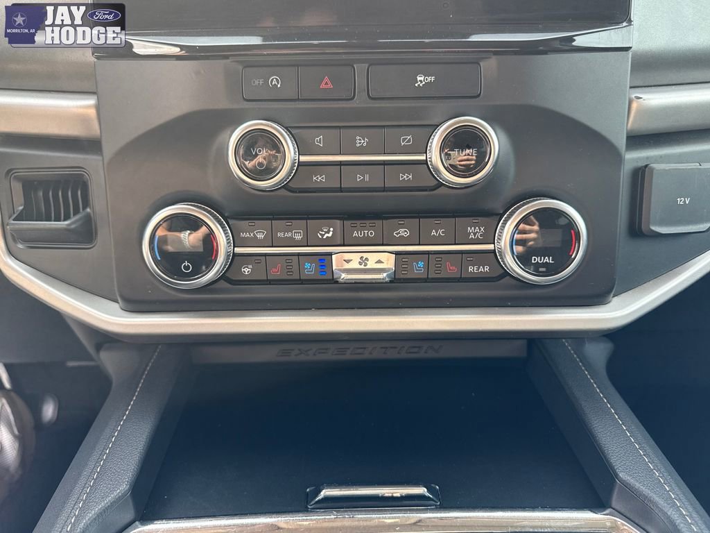 Certified 2024 Ford Expedition Max XLT RWD image 31