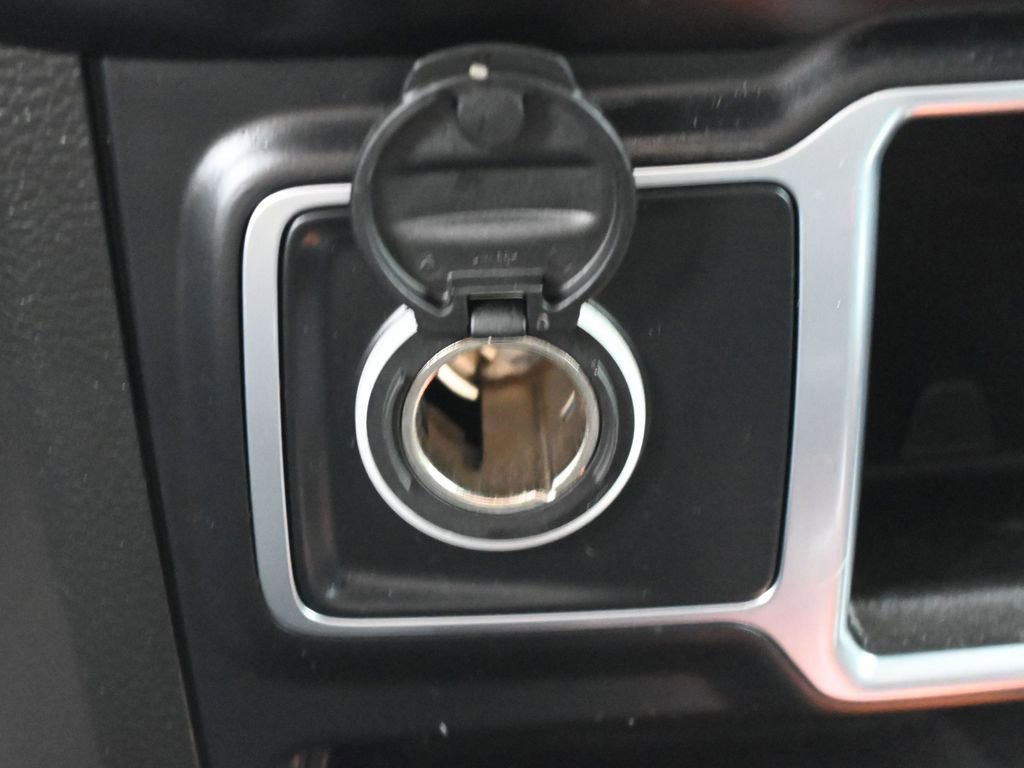 Used 2018 Jeep Wrangler Unlimited Sport image 17