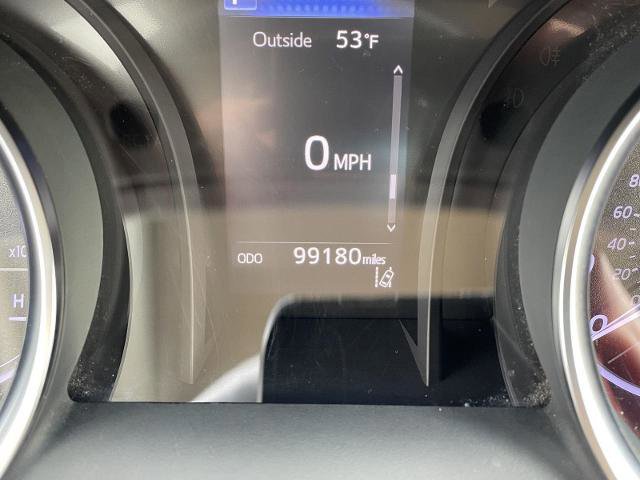 Used 2018 Toyota Camry LE image 9