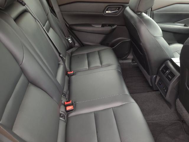 Used 2022 Nissan Rogue SL w/ SL Premium Package AWD/4WD image 13