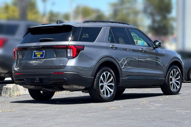 Certified 2025 Ford Explorer ST-Line AWD/4WD image 30