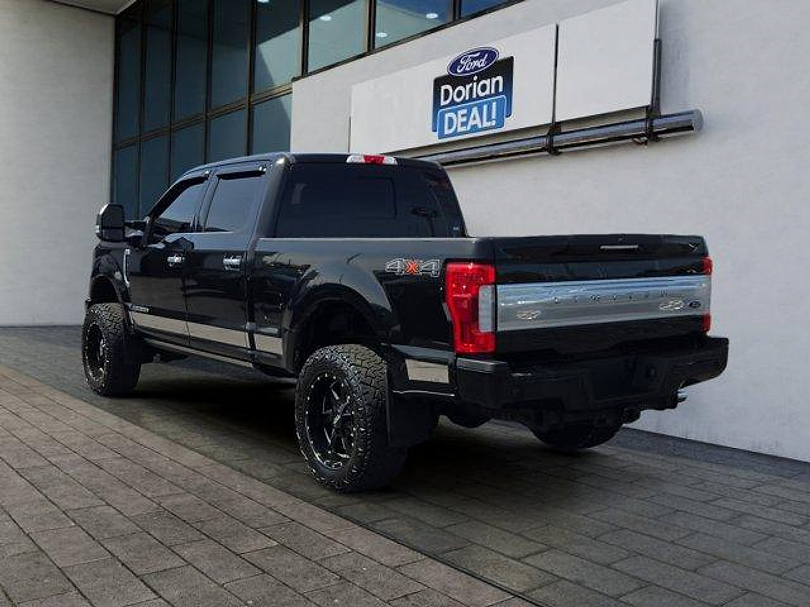 Certified 2019 Ford F250 Limited AWD/4WD image 5