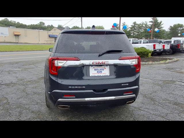 Used 2021 GMC Acadia Denali w/ Denali Ultimate Package AWD/4WD image 7