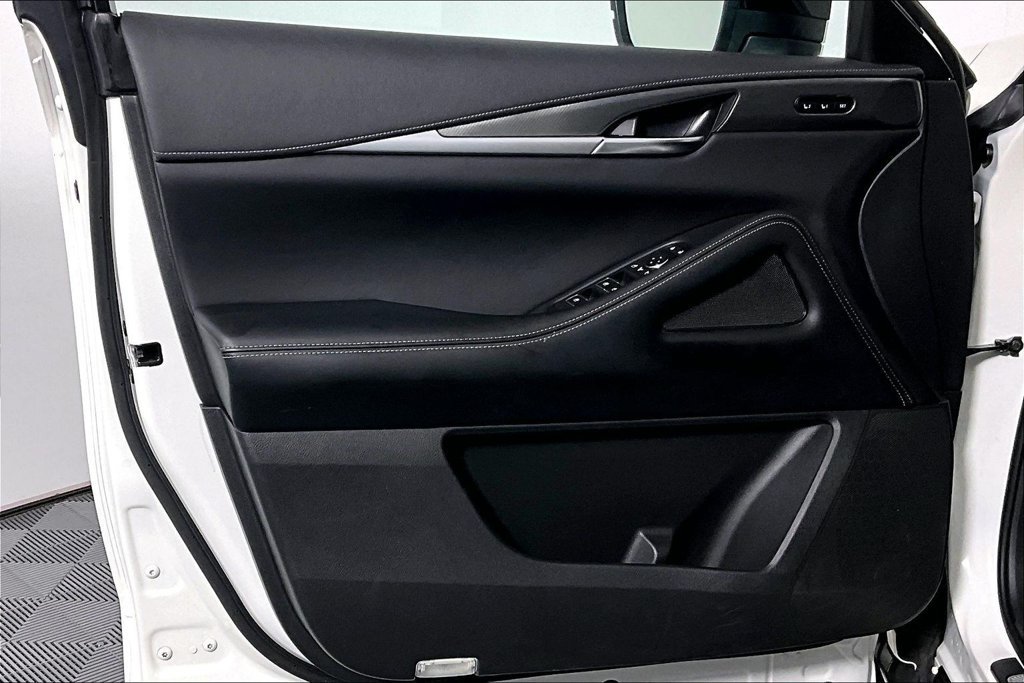 Used 2023 INFINITI QX60 Luxe FWD image 23
