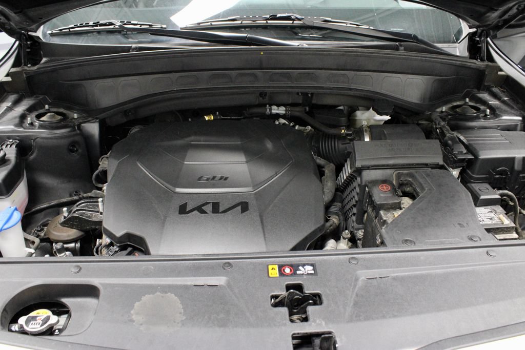 Used 2025 Kia Telluride S AWD/4WD image 18