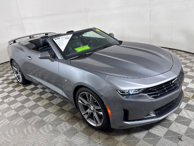 Used 2020 Chevrolet Camaro LT w/ RS Package RWD image 6