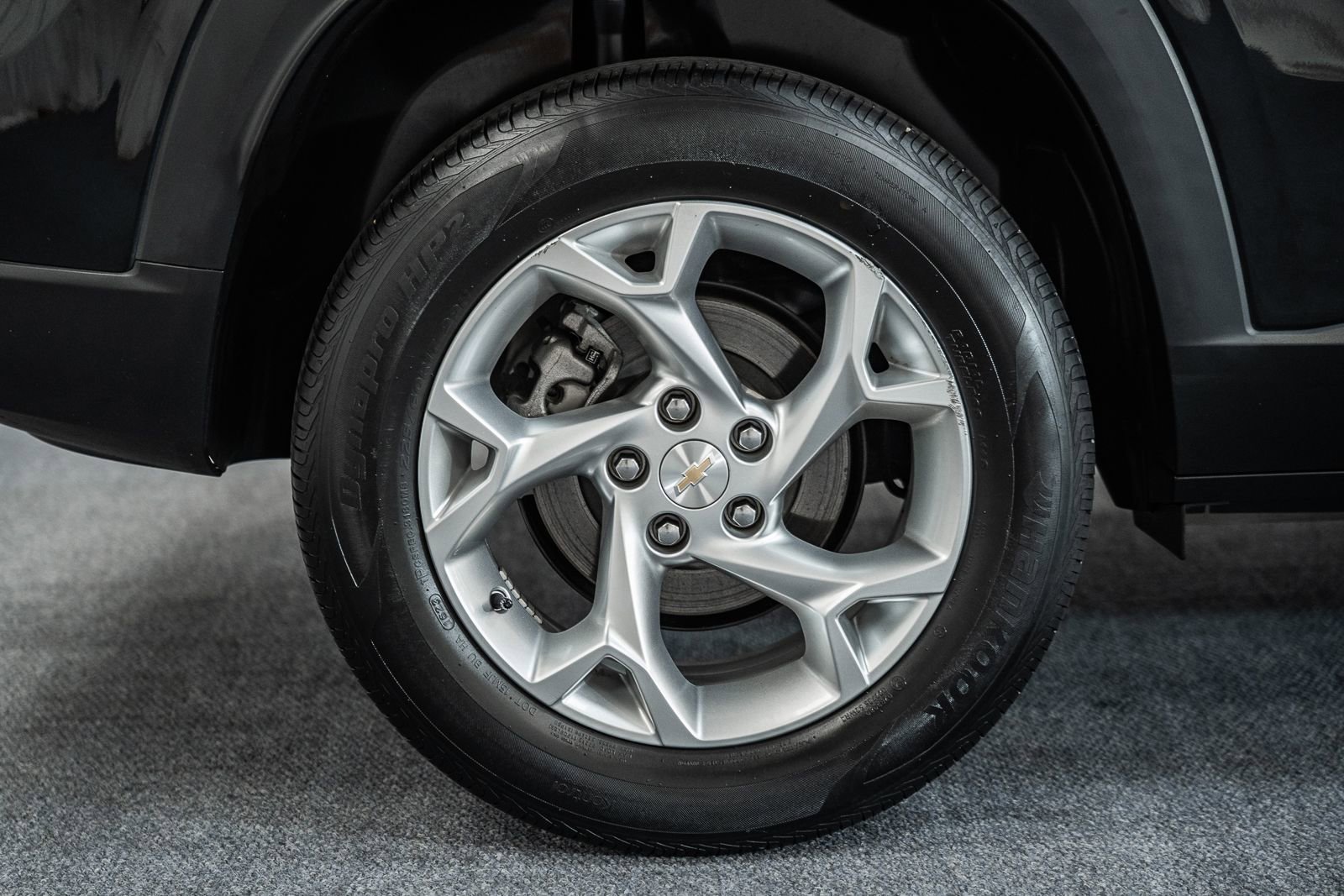 Used 2024 Chevrolet Trax LS w/ LS Convenience Package FWD image 19