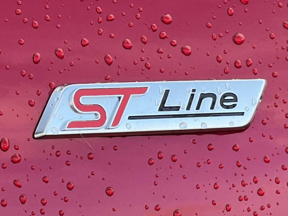 Certified 2024 Ford Edge ST-Line image 8