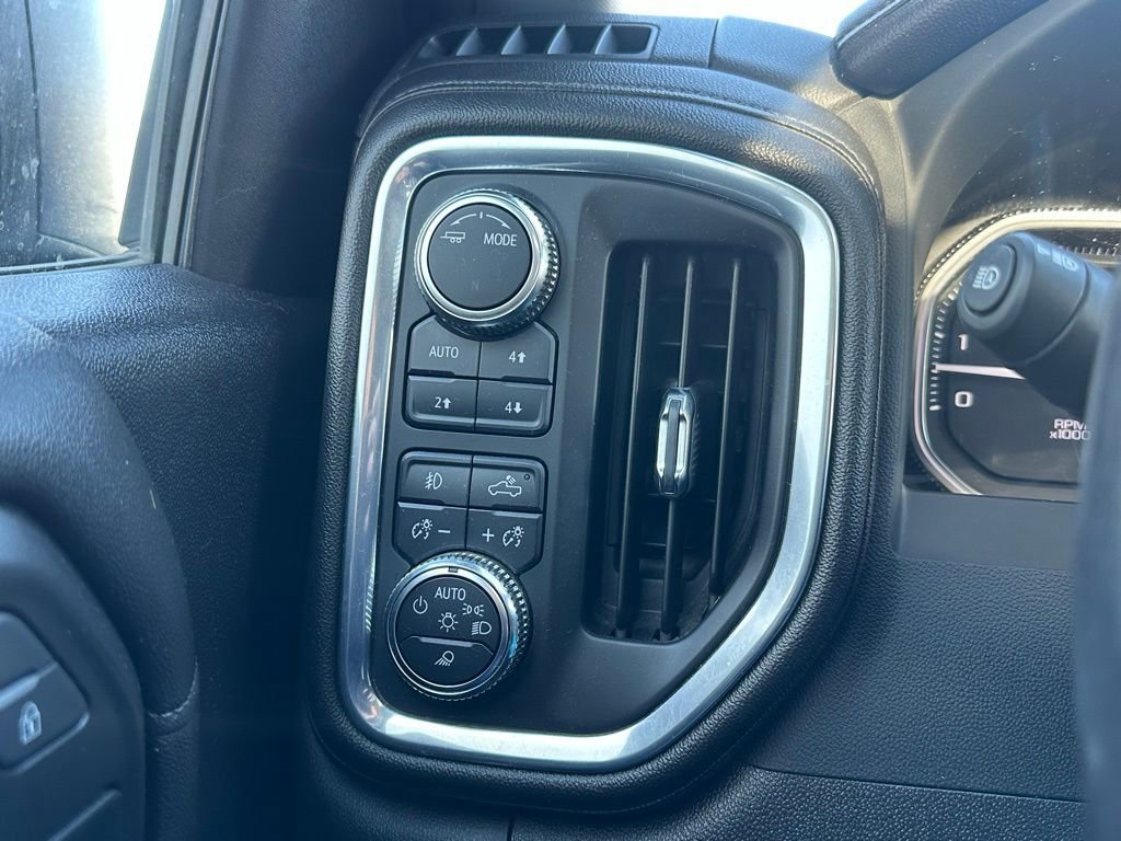 Used 2022 GMC Sierra 1500 Denali w/ Driver Alert Package II image 29