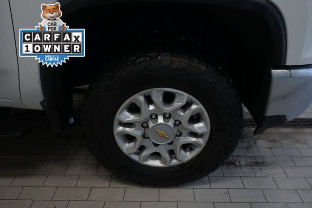 Used 2024 Chevrolet Silverado 3500 LT image 9