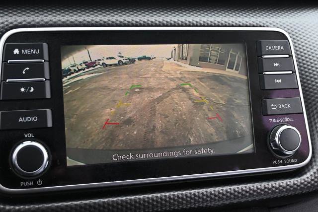 Used 2018 Nissan Kicks SV image 32